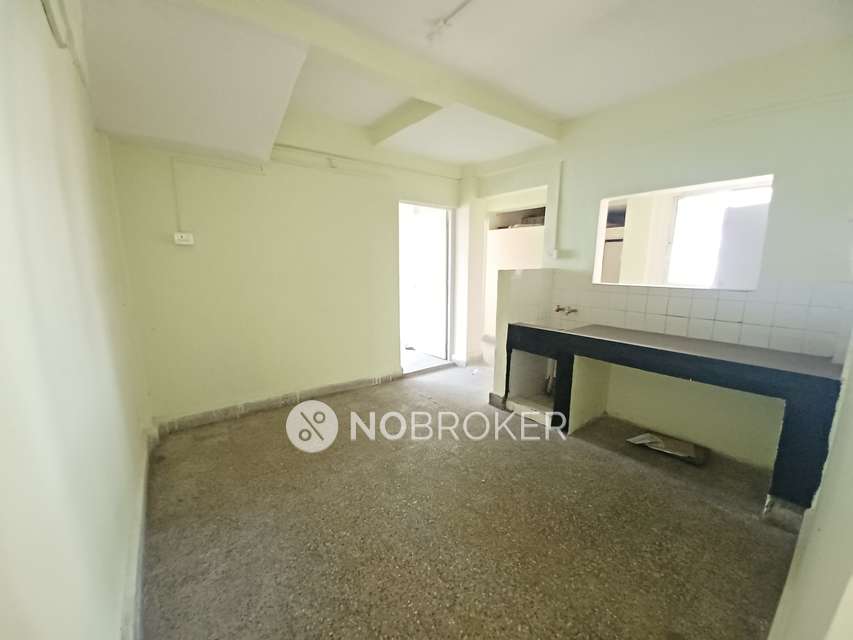 2 BHK Flat In Parinita Housing Society for Rent  In Laxmi Nagar