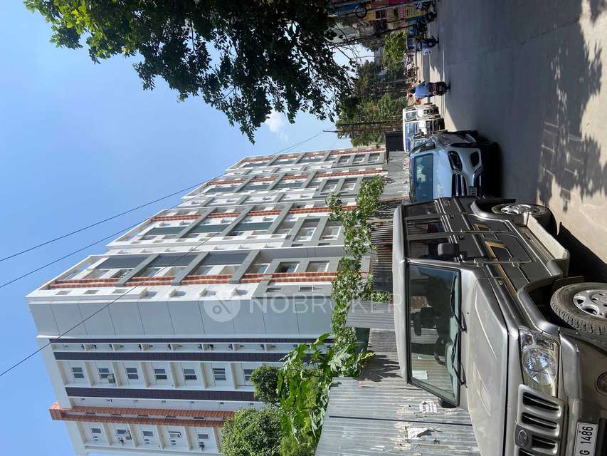 3 BHK Flat In Sravanthi Solitaire Heights For Sale  In Ameerpet