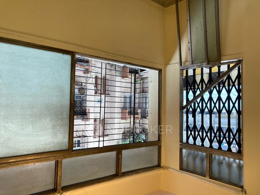 1 BHK Flat In Swami Nityanand Baug For Sale  In Chembur