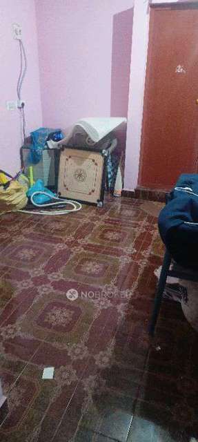 2 BHK Flat In Surabhi Flats For Sale  In Balaji Street, New Perungalathur