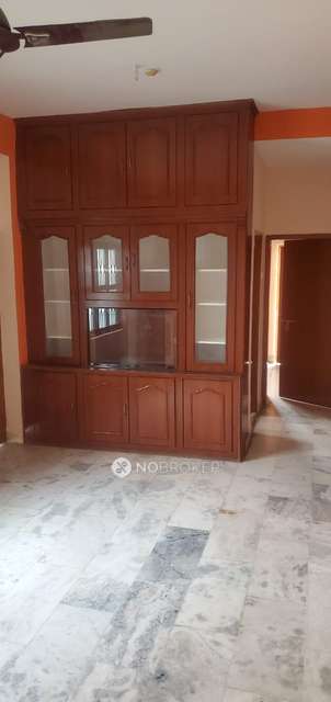 2 BHK Flat In Prasanth Towers For Sale  In Kukatpally
