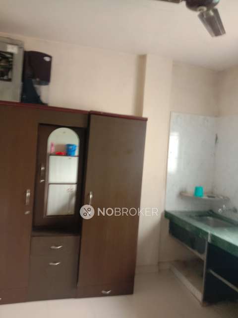 1 RK Flat In Ganesh Building for Rent  In Kothrud