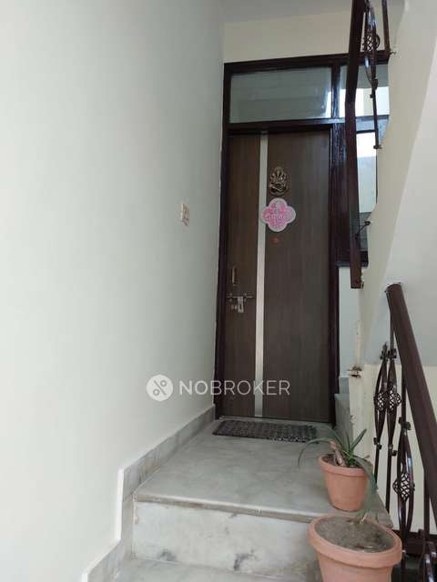 1 BHK Flat For Sale  In Rohini