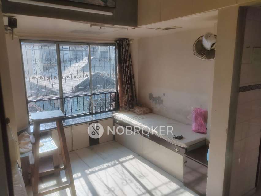 1 BHK Flat In Abhishek Chs  For Sale  In  Bharat Nagar