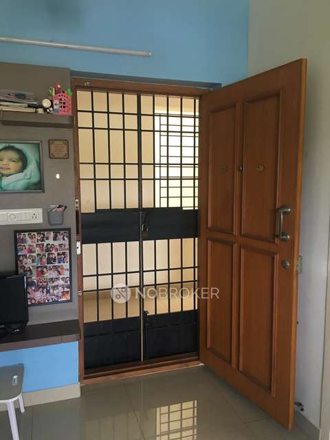 1 BHK Flat In Independant House For Sale  In Ayanambakkam