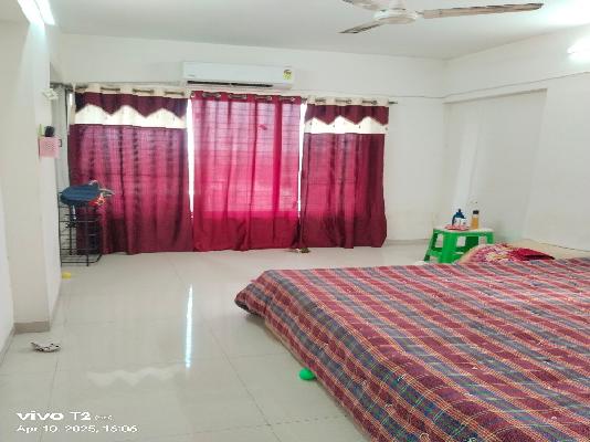 2 BHK Flat In Radha Kunj Chs For Sale  In Ghatkopar East