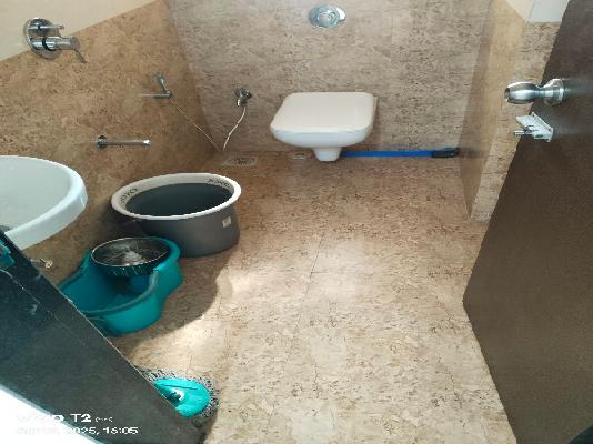 2 BHK Flat In Radha Kunj Chs For Sale  In Ghatkopar East