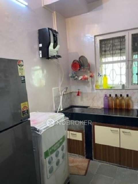 1 BHK Flat In Ajay Shopping Center For Sale  In Matunga West