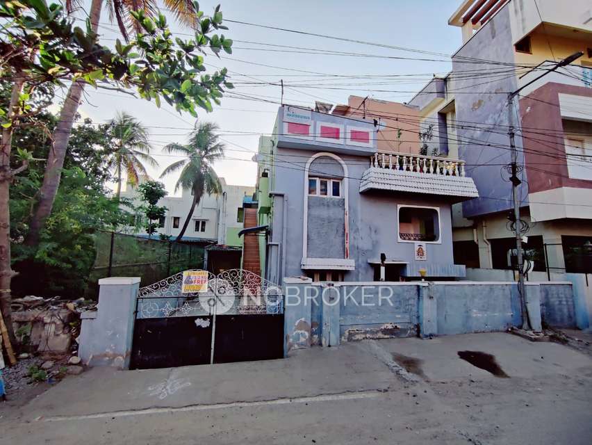 4+ BHK House For Sale In Palavakkam