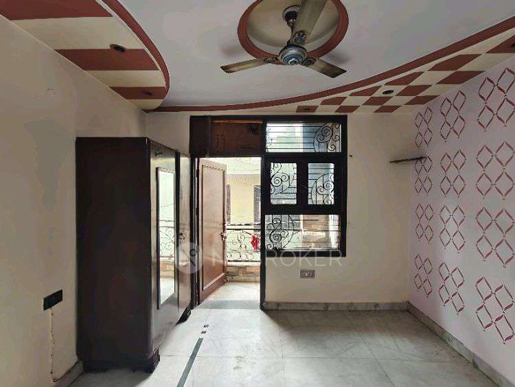 2 BHK Flat In Street No-1k For Sale  In 11217, Subhash Park, Shahdara, Delhi, 110032, India