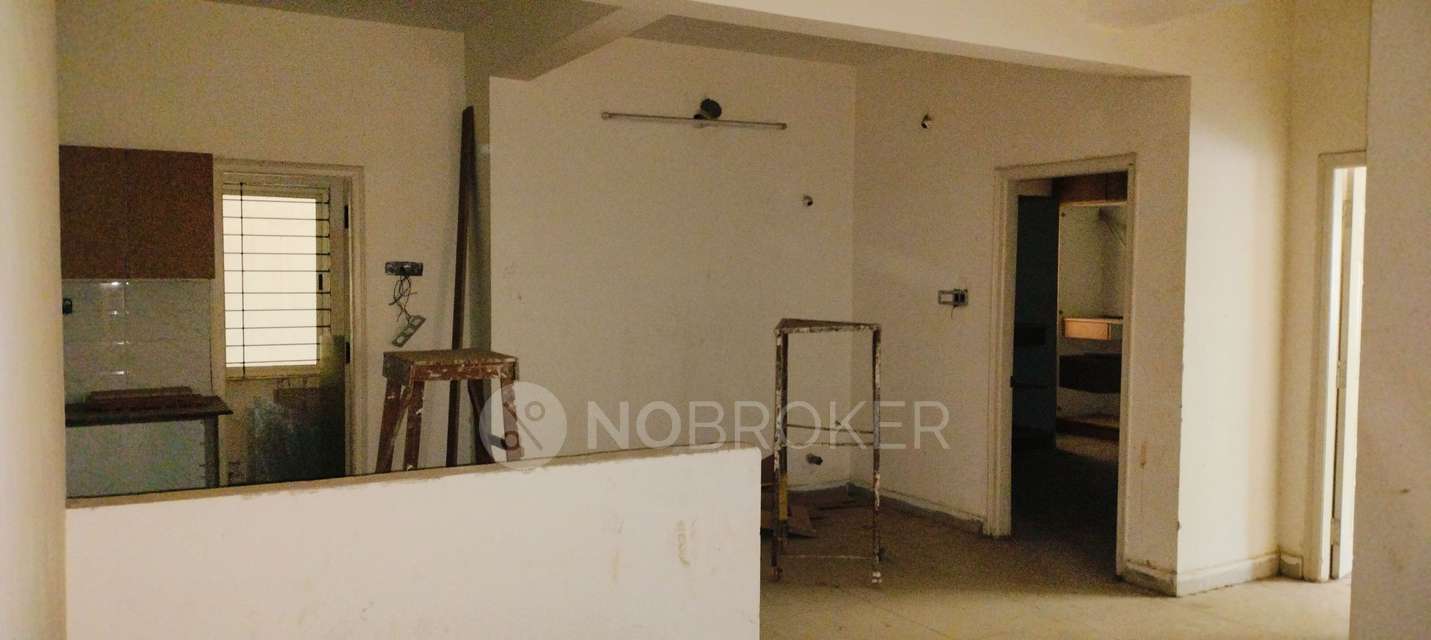 2 BHK Flat In Sree Surya Emerald For Sale  In Thubarahalli