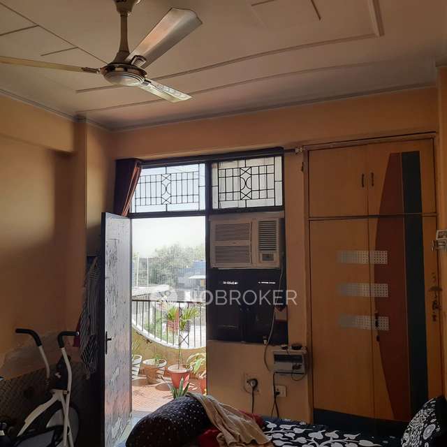 3 BHK Flat In Brindhavan Heights For Sale  In Janakpuri