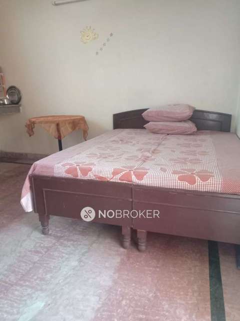 1 RK Flat In Standalone Building  for Rent  In Sector 72