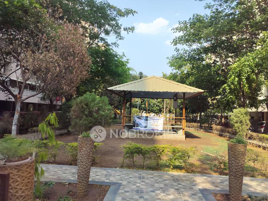 2 BHK Flat In Atria Grande for Rent  In Handewadi Chowk