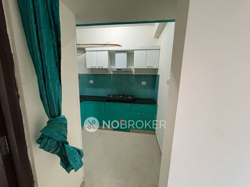 3 BHK Flat In P Dot G Express For Sale  In Kundrathur