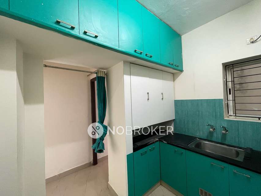 3 BHK Flat In P Dot G Express For Sale  In Kundrathur