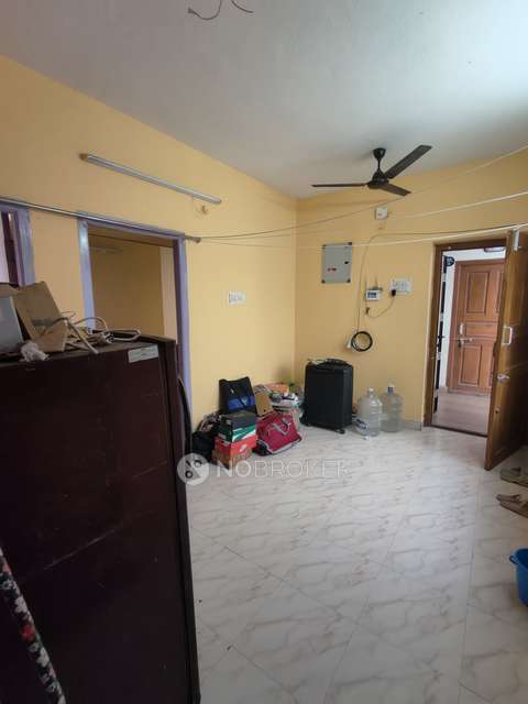 2 BHK Flat In Tnhb Apartments, Ramapuram For Sale  In Ramapuram