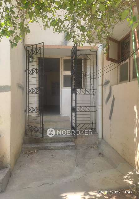 2 BHK Flat In Vijayshanthi Apartments  For Sale  In Kotturpuram