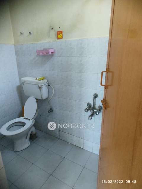 2 BHK Flat In Vijayshanthi Apartments  For Sale  In Kotturpuram