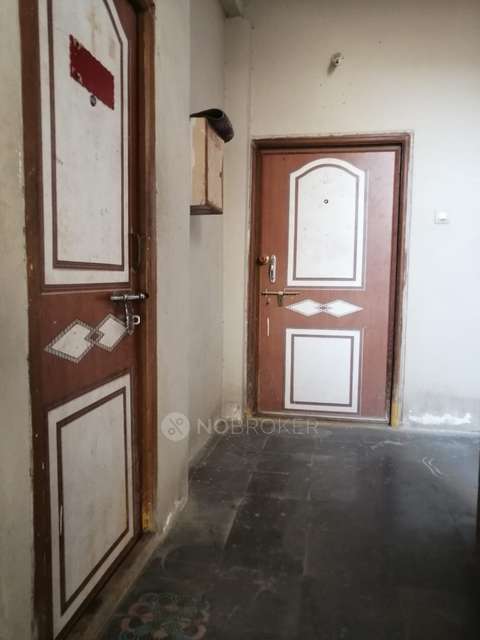 2 BHK Flat In Vittal Sai Nidhi Apartments For Sale  In Padmarao Nagar,