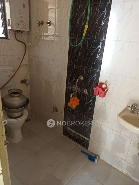 2 BHK Flat In Niramaya Ved Heights For Sale  In Medankarwadi