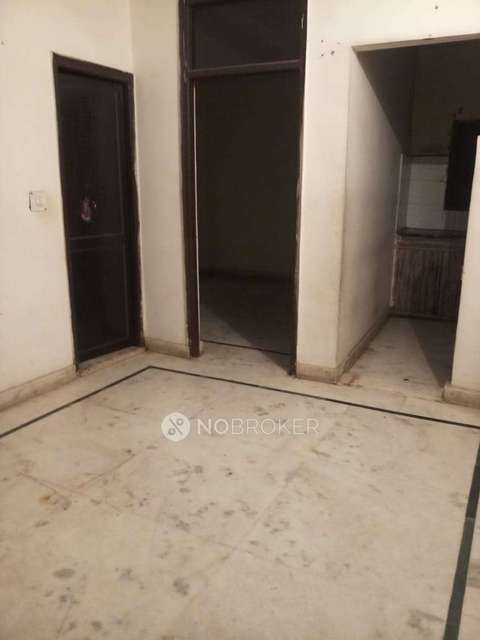 2 BHK Flat For Sale  In Mandawali