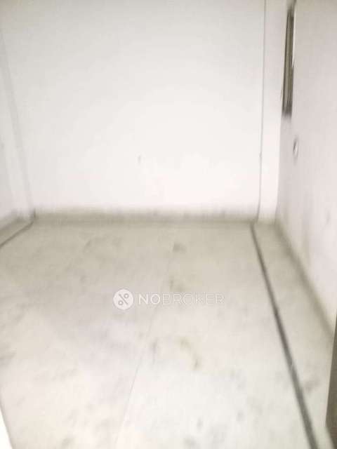 2 BHK Flat For Sale  In Mandawali