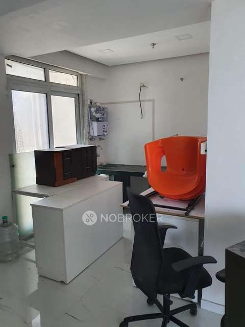 2 BHK Flat In Ruparel Iris For Sale  In Matunga East