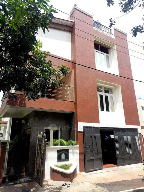 4 BHK Flat For Sale  In  Bharat Nagar