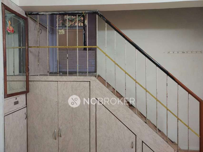 1 BHK Flat In Manohar Residency, Left Bhusari, Kothrud for Rent  In Kothrud