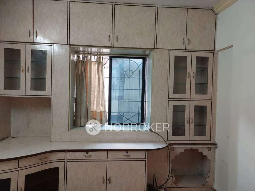 1 BHK Flat In Manohar Residency, Left Bhusari, Kothrud for Rent  In Kothrud