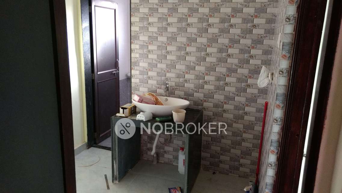 2 BHK Flat In Standalone Building  for Rent  In Pawar Wasti