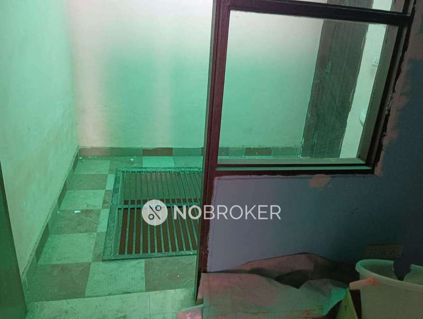 4+ BHK Flat For Sale  In  Sector 7