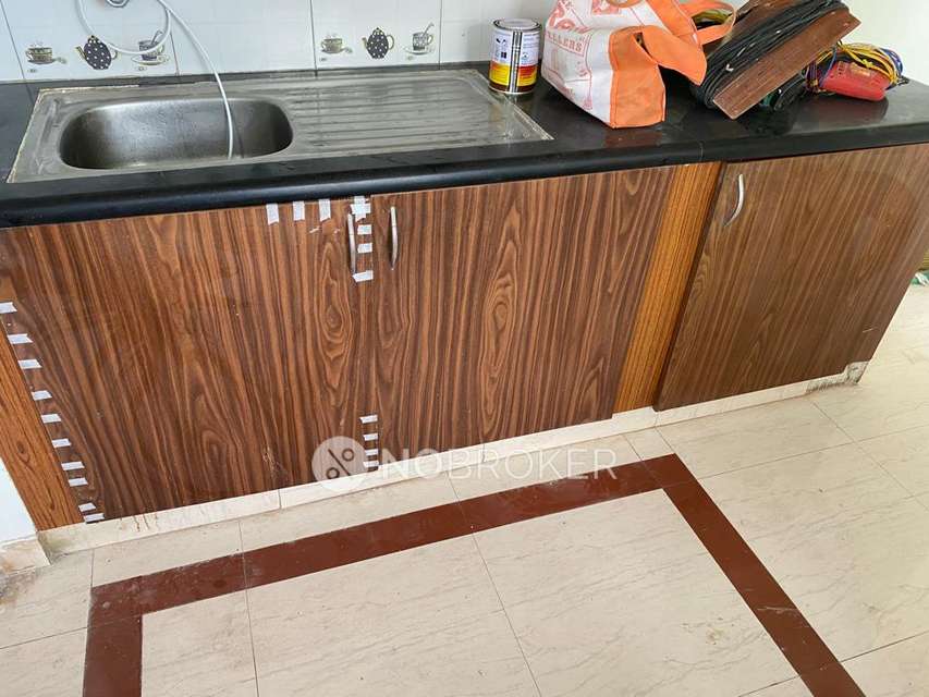 2 BHK Flat In Classic Apartments For Sale  In Devinagar