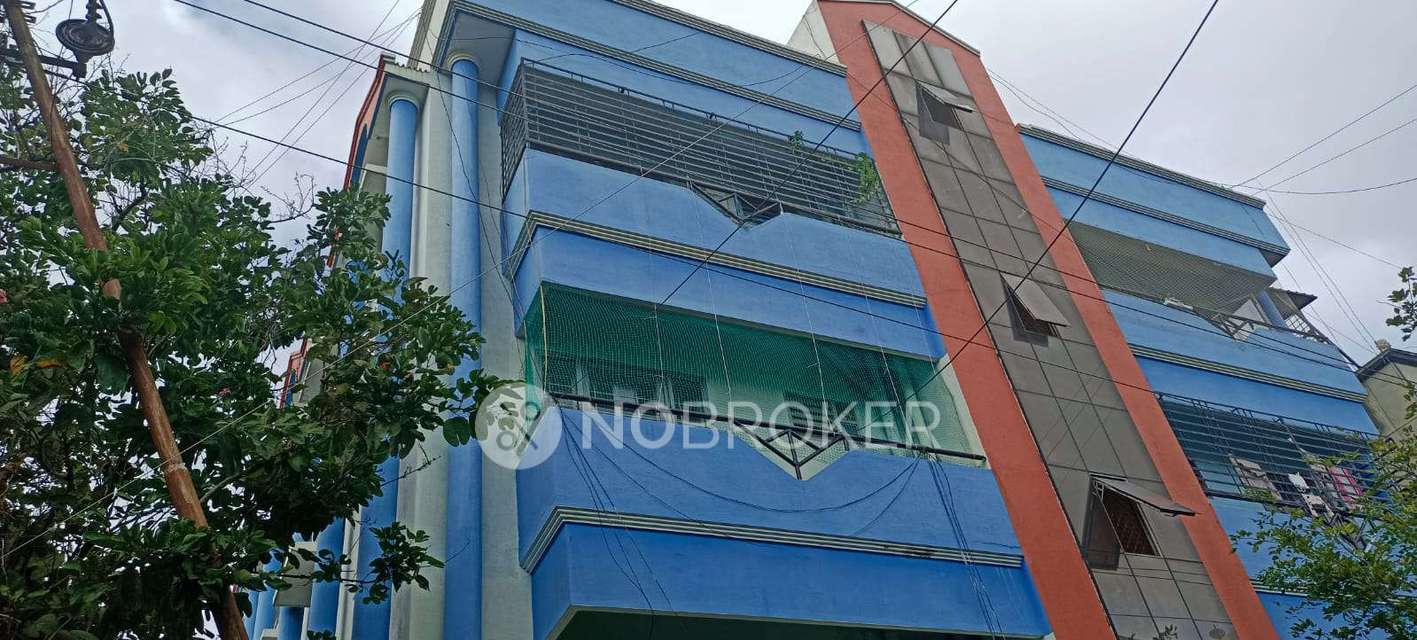 2 BHK Flat In Classic Apartments For Sale  In Devinagar