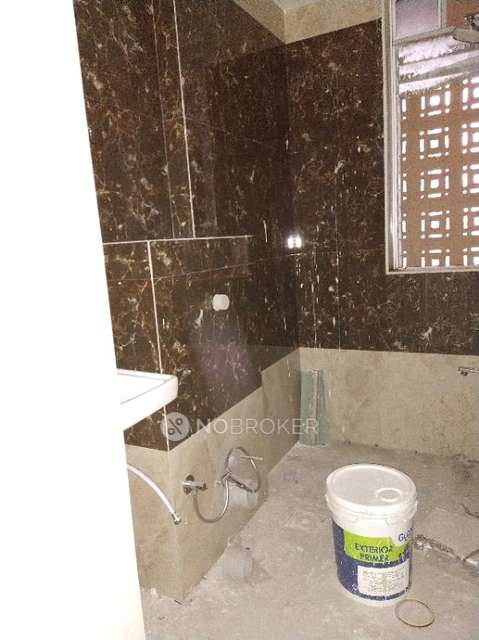 2 BHK Flat In Balaji Sharan For Sale  In Matunga East