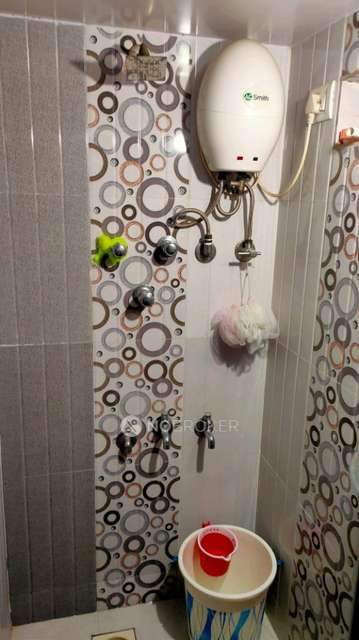 1 RK Flat In Rohini Bhuvan Chs For Sale  In Thane East