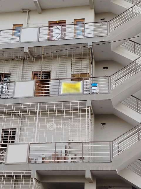 1 BHK Flat In Standalone Building  for Rent  In  Electronic City