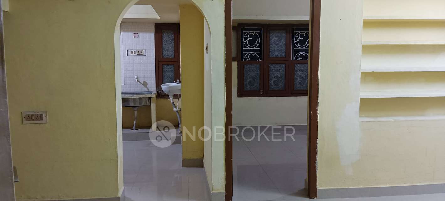 1 BHK House for Rent  In Madipakkam