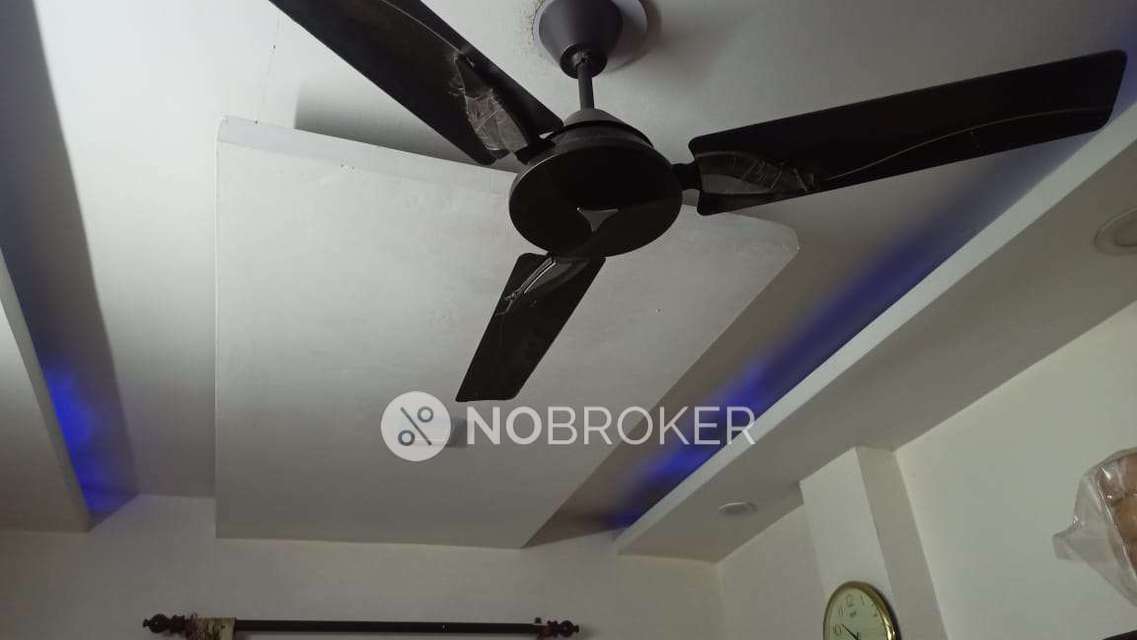 1 BHK Flat For Sale  In Shalimar Bagh