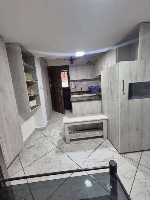 PG for Girls in East Patel Nagar