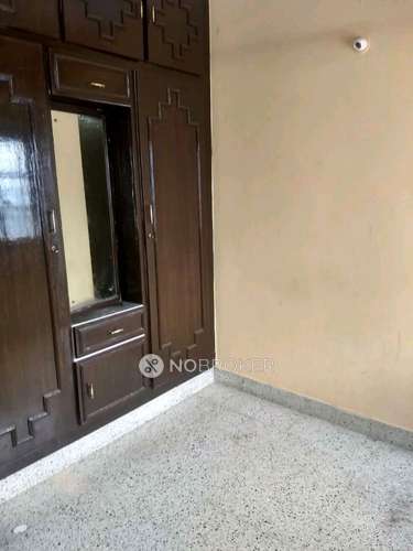 2 BHK Flat In Devaraj Apartment For Sale  In  Sultanpete
