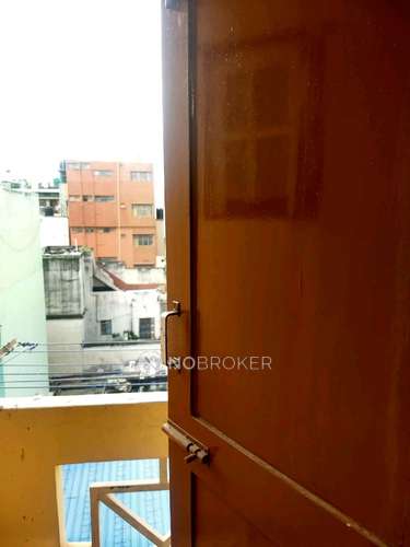 2 BHK Flat In Devaraj Apartment For Sale  In  Sultanpete