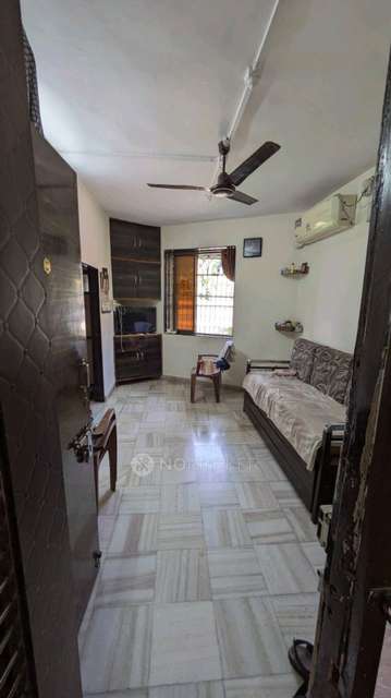 1 BHK Flat In Radheshyam Co Operative Housing Society For Sale  In Ghatkopar West