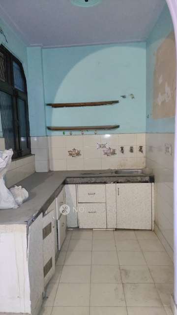 3 BHK Flat In Vrindavan Garden Ghaziabad For Sale  In Raj Bagh