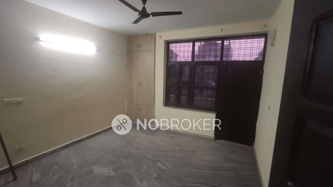 2 BHK House for Rent  In Sector 27