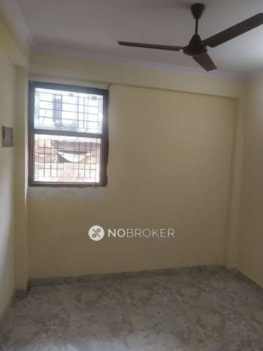 1 BHK Flat In Central Apartment For Sale  In Sector 73