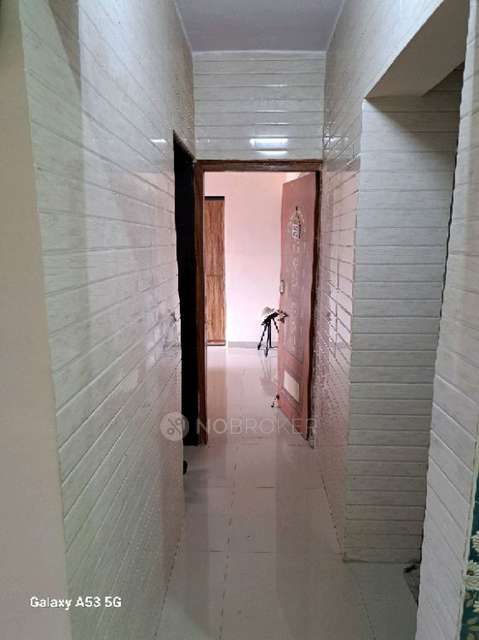 1 BHK Flat In Sonal Laxmi Apartments For Sale  In Ghodbunder Road