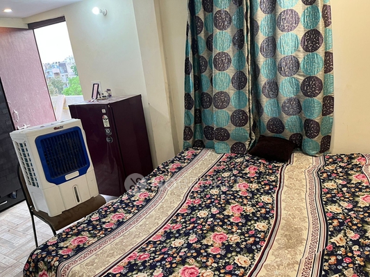 1 RK House for Rent  In Malviya Nagar