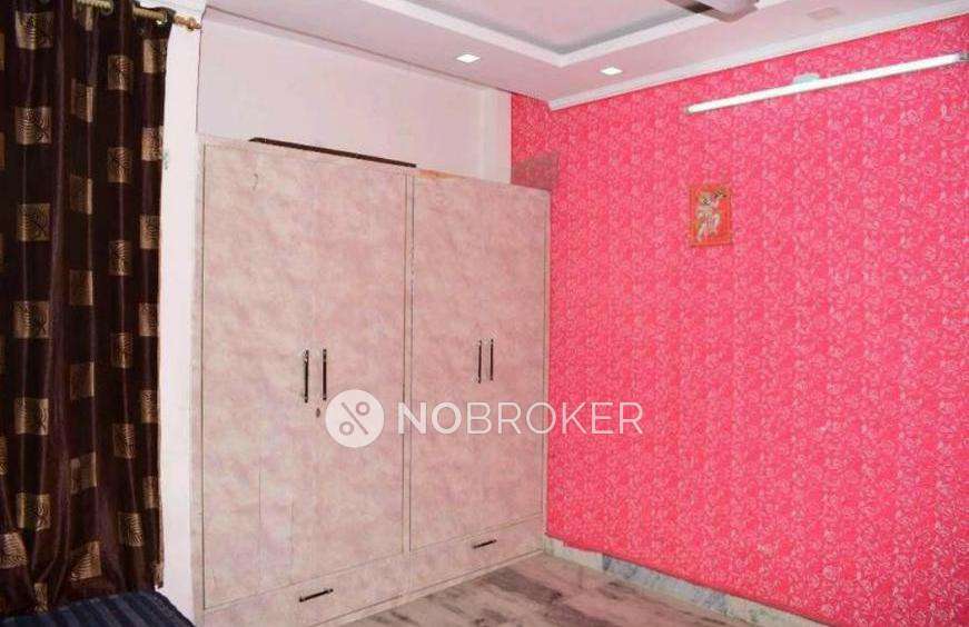 3 BHK Flat In Apartment  For Sale  In Shadipur 